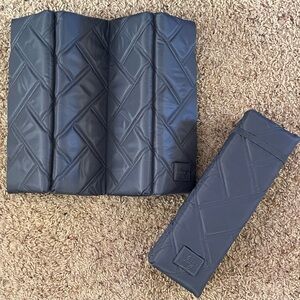 Lug Landing Pad SET OF 2 New Seat Cushions Sports Game Day Navy Blue LUG LIFE